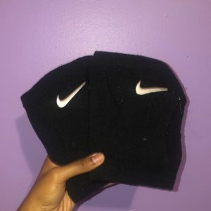 Women’s Nike knee pads
